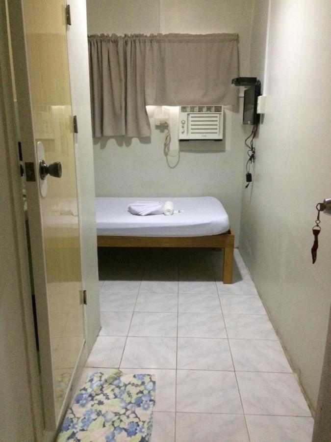Crisfil'S Lodge Incorporated Dumaguete City Экстерьер фото